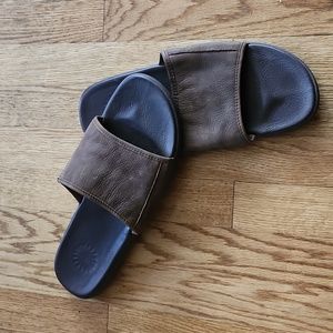 Ugg Slides